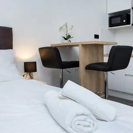 아파트 Senzacija *