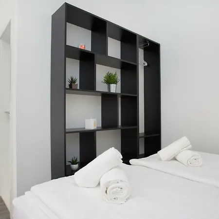 아파트 Senzacija *