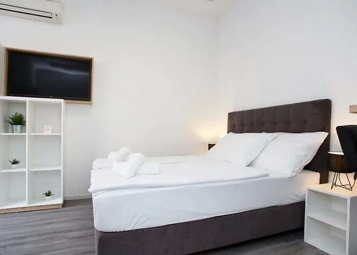 Senzacija 아파트 *