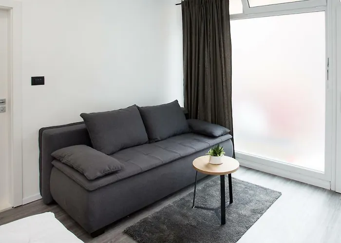 Senzacija * 斯普利特