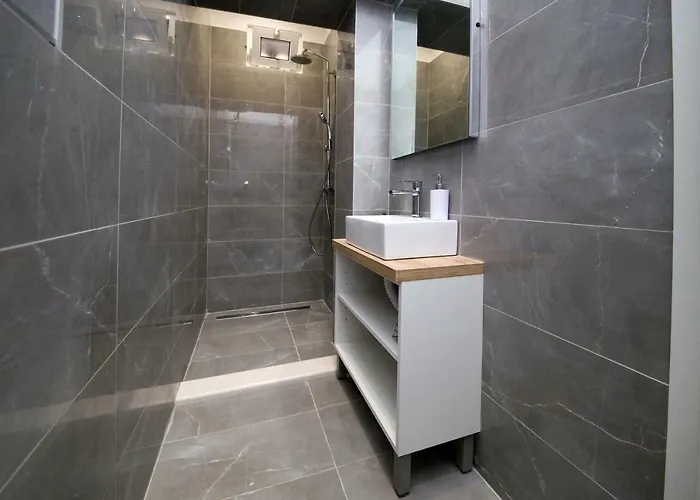 Senzacija 斯普利特